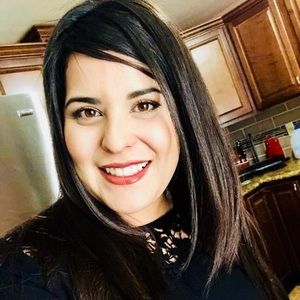 Meet your Posher, Ivonne